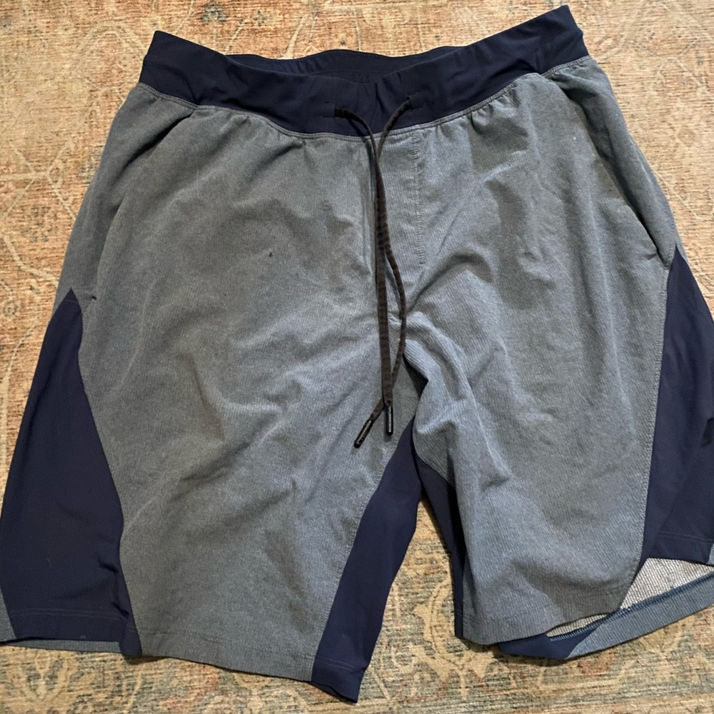 Lulu swim shorts/athletic shorts